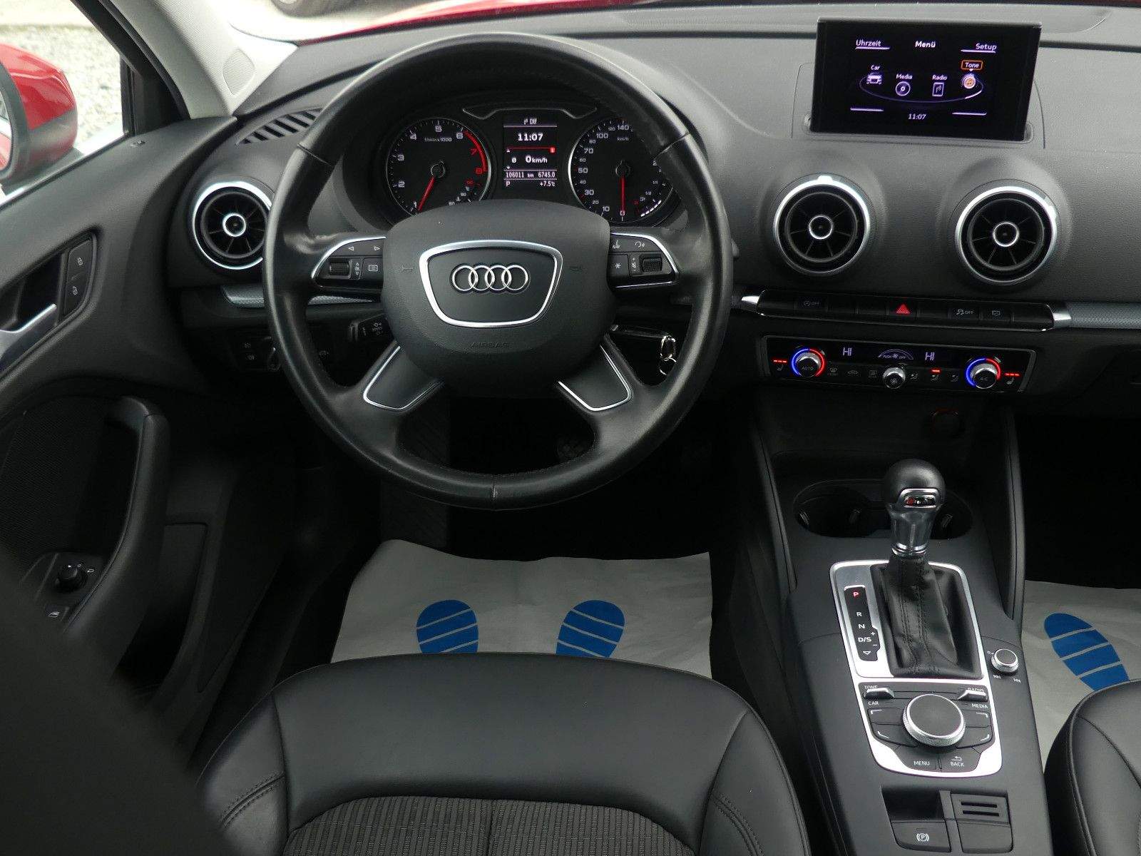 AUDI A3 Sportback Aut. Ambiente Bi-Xenon Tempomat PDC