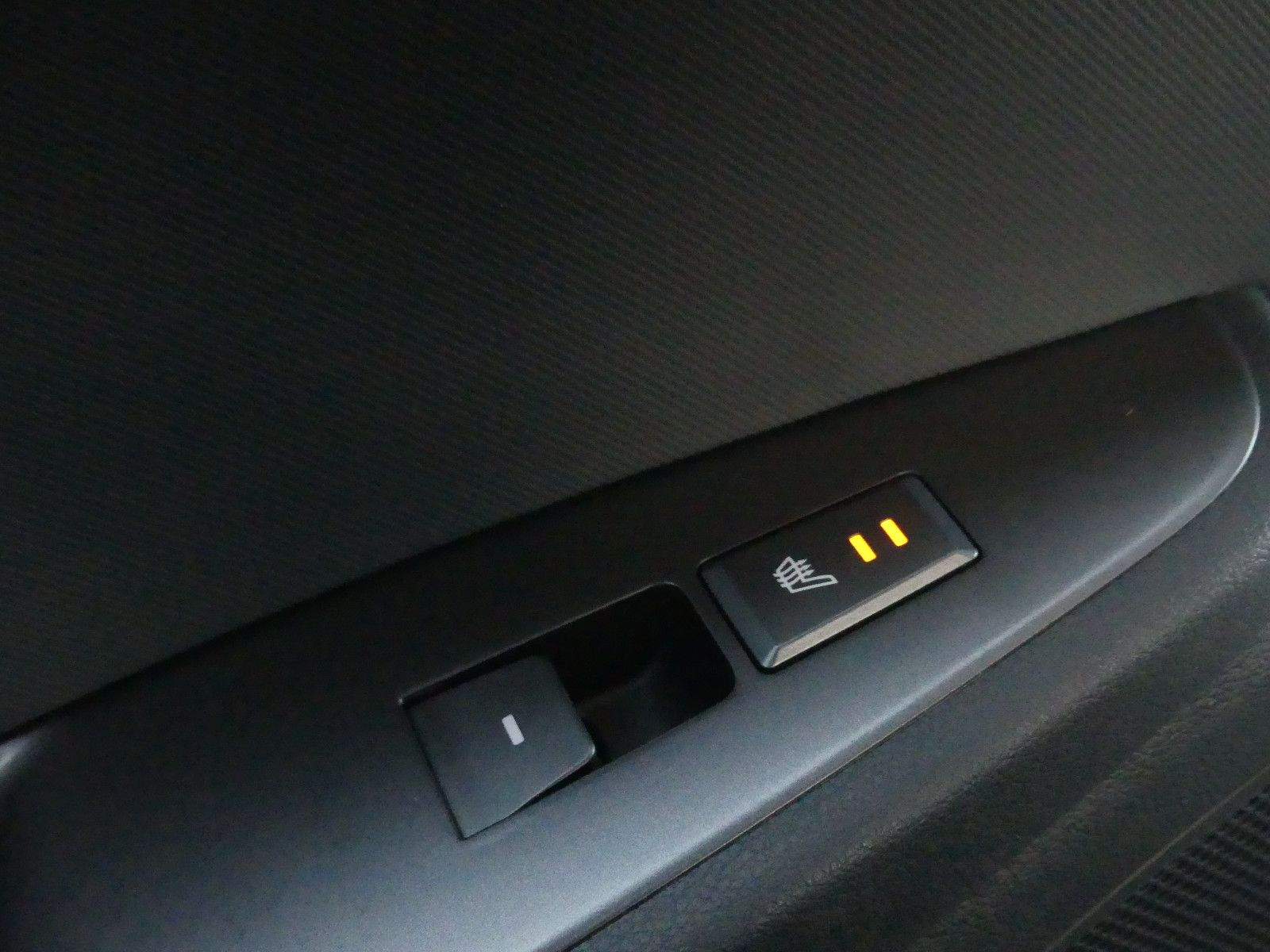 HYUNDAI IONIQ Prime ACC LED Cam. Leder Navi CarPlay DAB