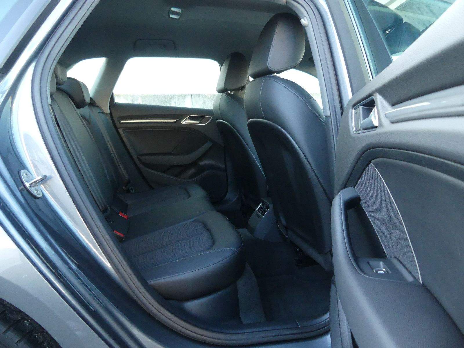 AUDI A3 Sportback S-tronic design Xenon MMI