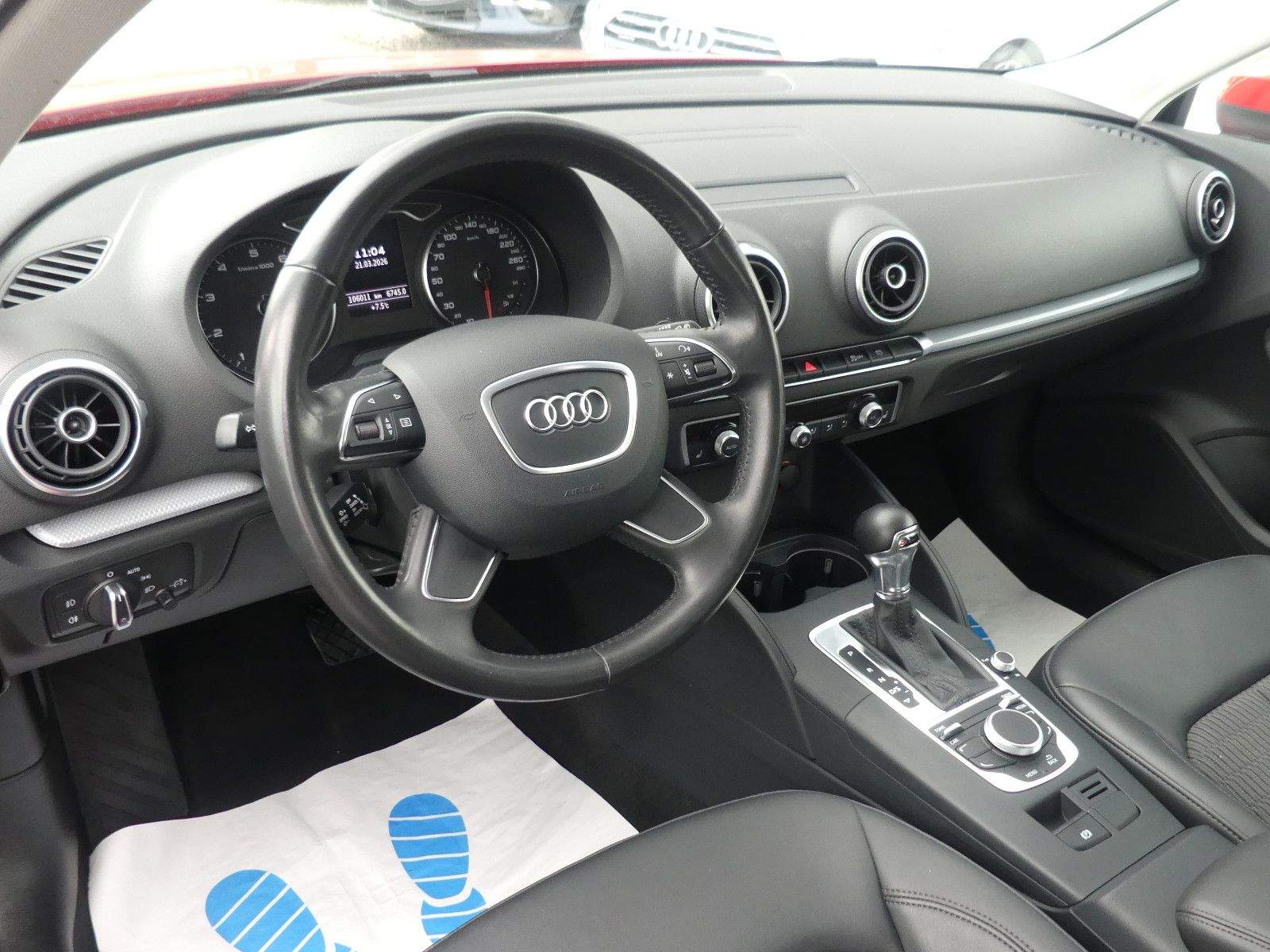 AUDI A3 Sportback Aut. Ambiente Bi-Xenon Tempomat PDC