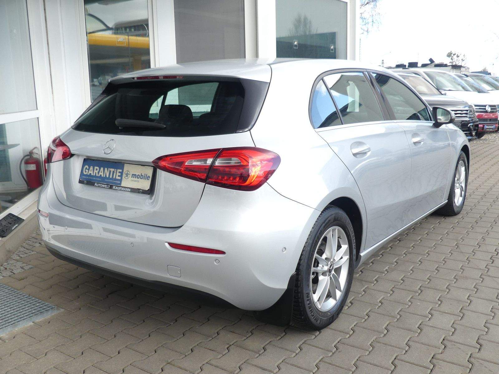 MERCEDES-BENZ A 200 Business MBUX Kamera Navi CarPlay Android