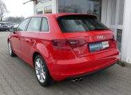 AUDI A3 Sportback Aut. Ambiente Bi-Xenon Tempomat PDC