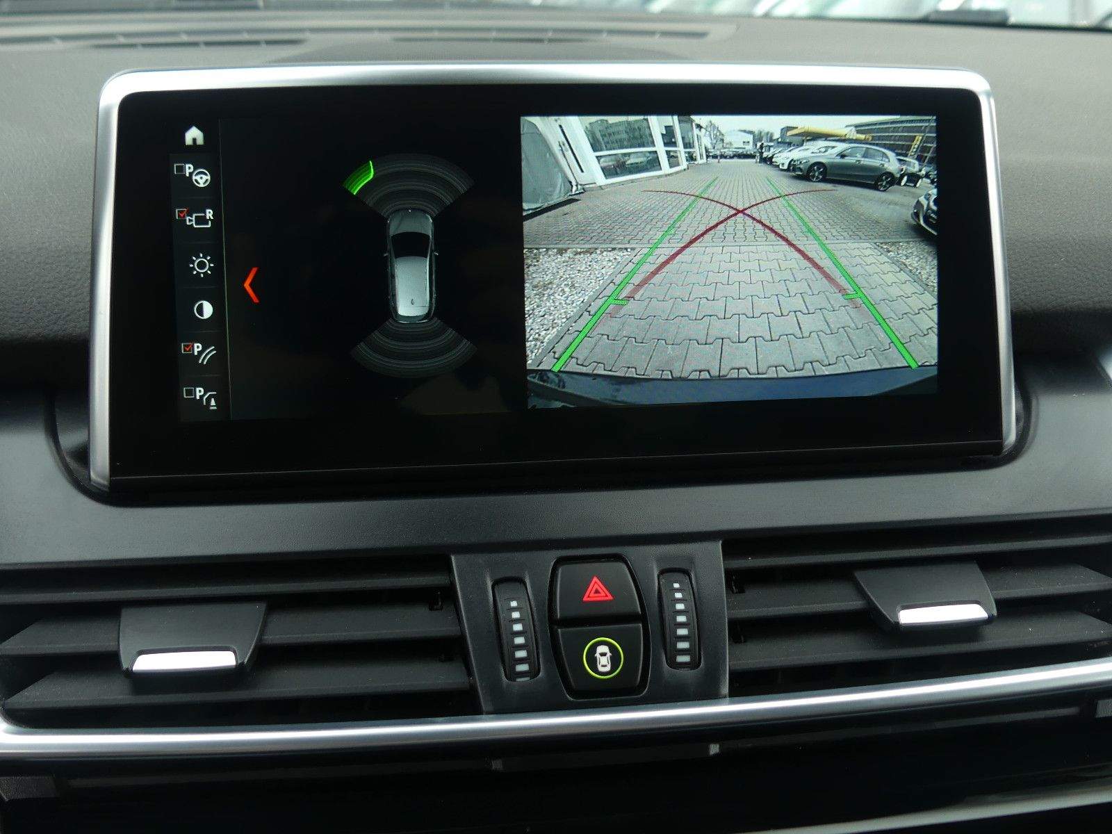 BMW 225XE Active Tourer Luxury Aut. ACC LED HUD PANO