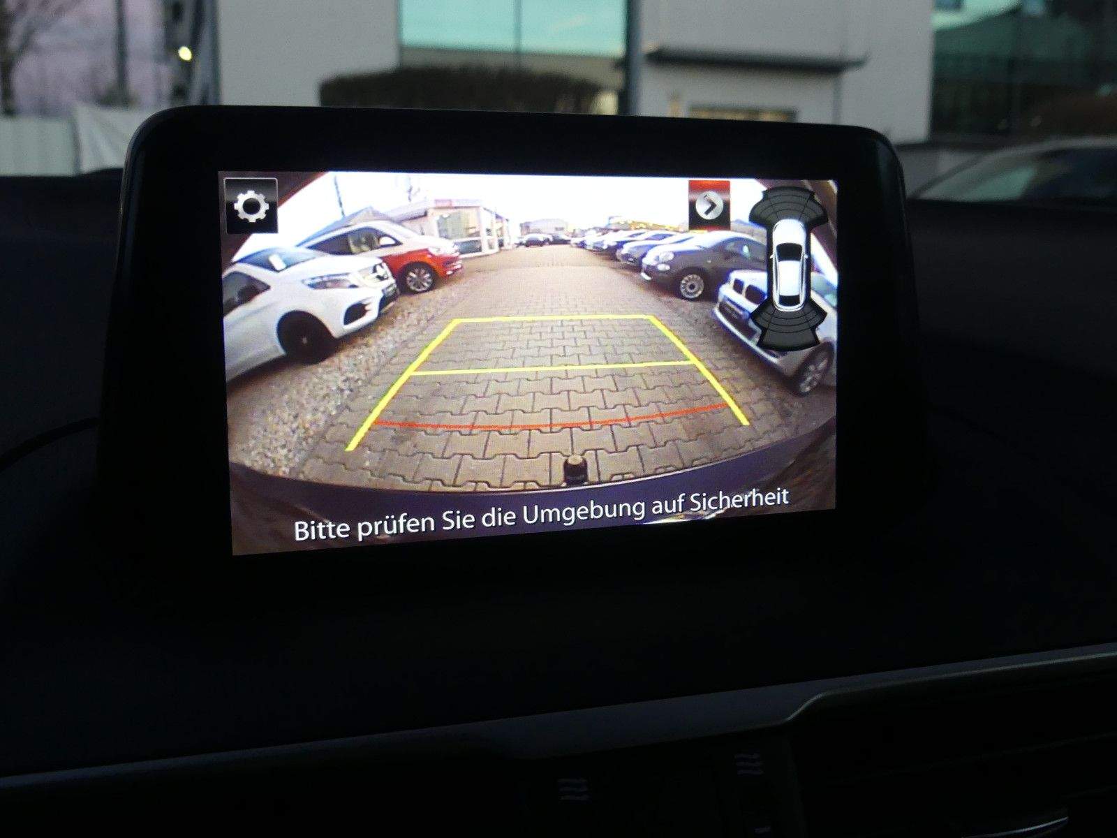 MAZDA 3 Exclusive-Line Skyactiv Kamera LED HUD AHK DAB