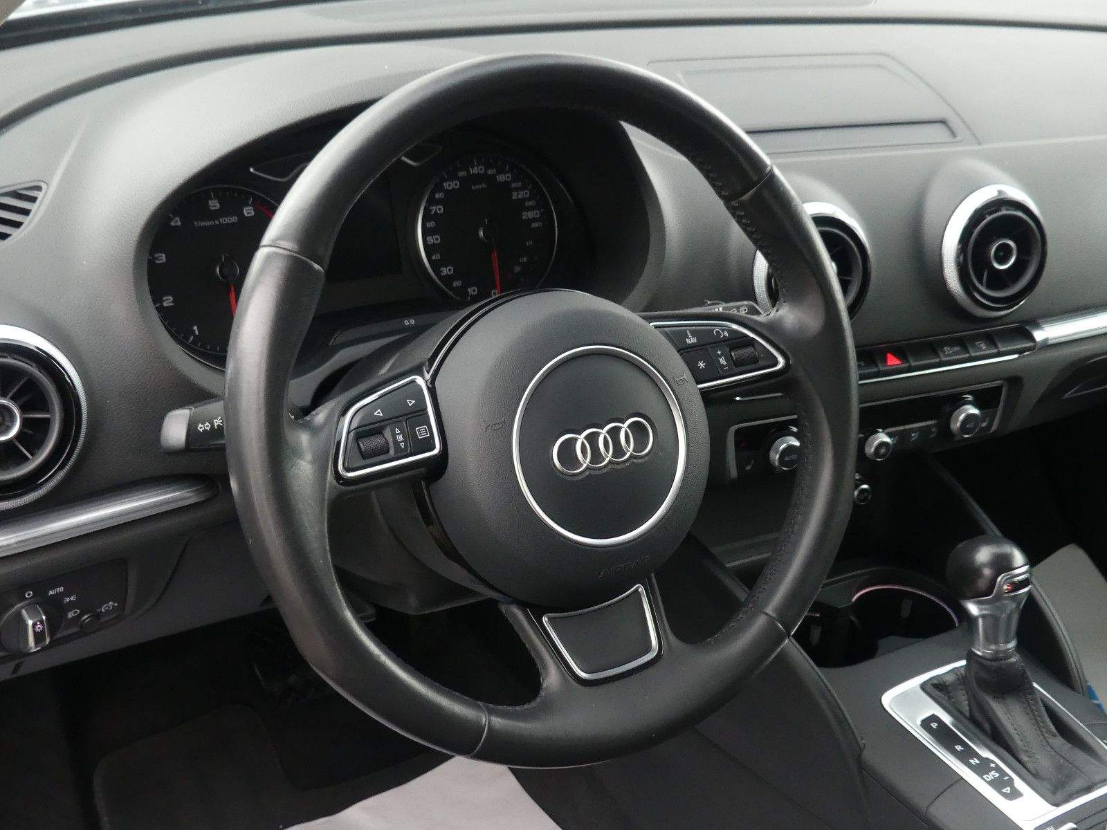 AUDI A3 Sportback Ambition S-Line Quattro Alcantara