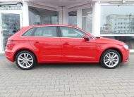 AUDI A3 Sportback Aut. Ambiente Bi-Xenon Tempomat PDC