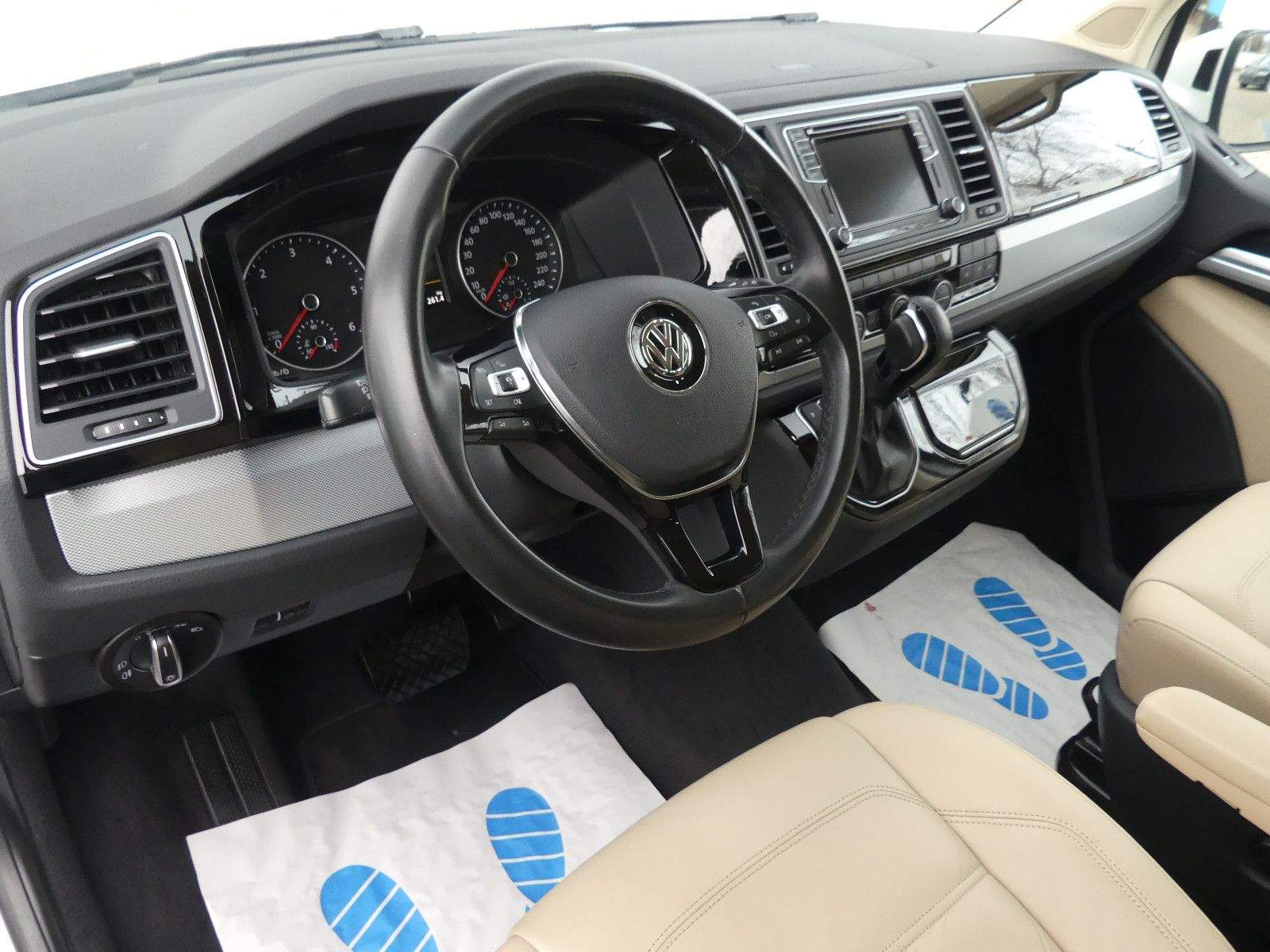 VW T6 Multivan Bulli Highline 4Motion Leder LED AHK