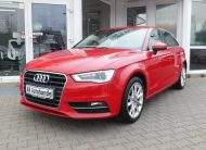 AUDI A3 Sportback Aut. Ambiente Bi-Xenon Tempomat PDC