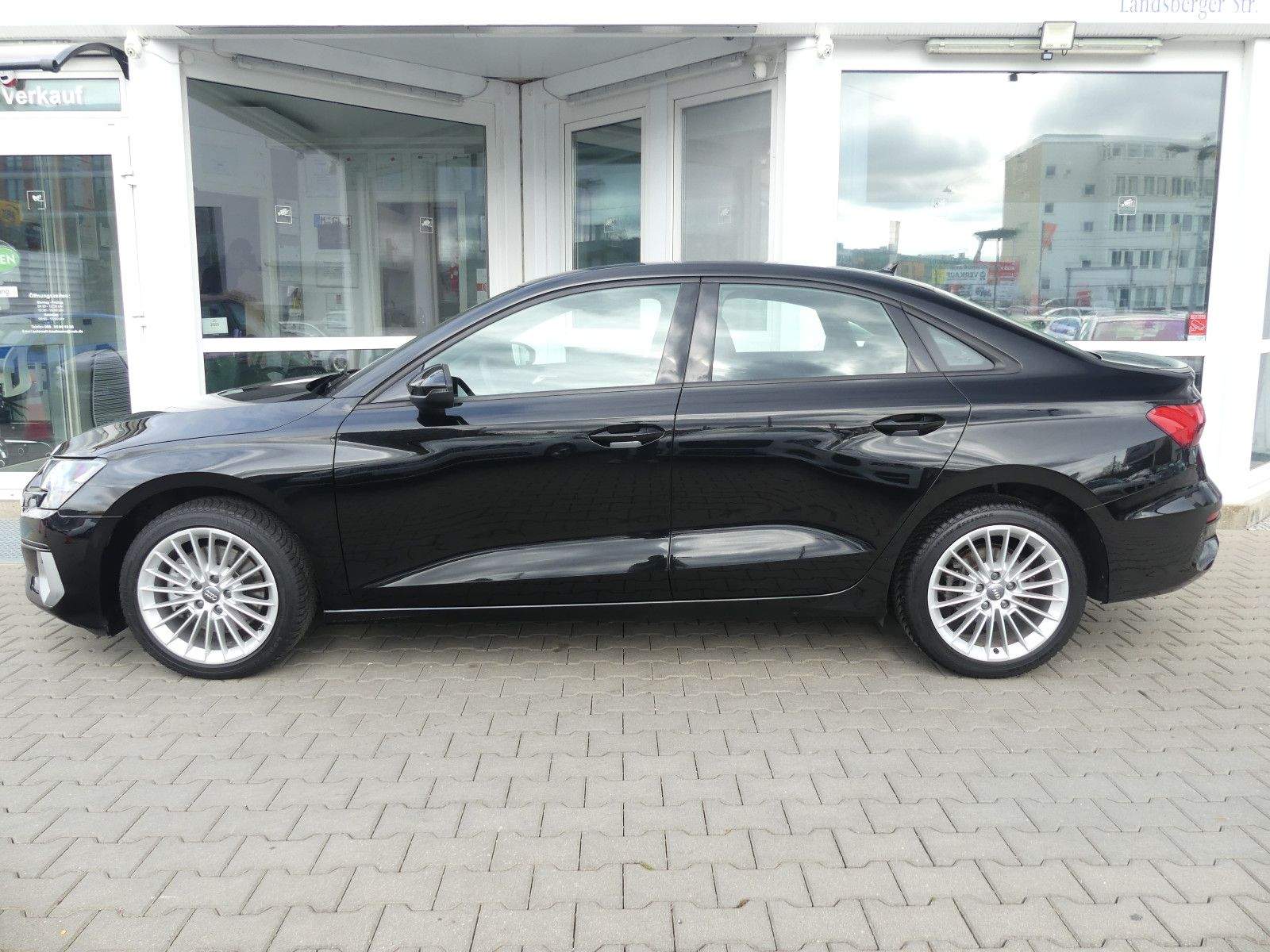 AUDI A3 Limousine 35 TFSI advanced Sound Aut. Navi