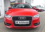 AUDI A3 Sportback Aut. Ambiente Bi-Xenon Tempomat PDC