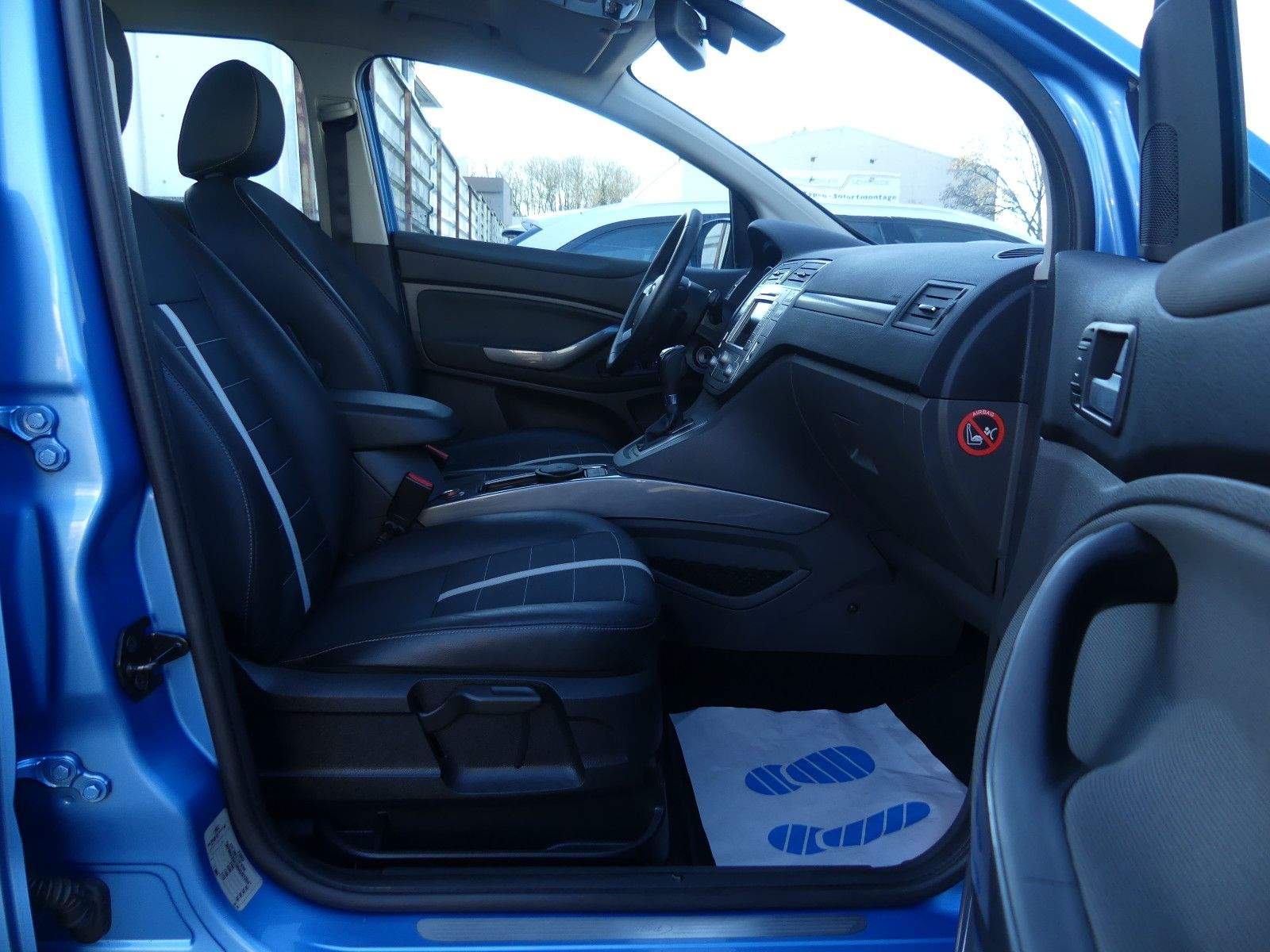 FORD Kuga Titanium Bluethooth Panorama Aut.