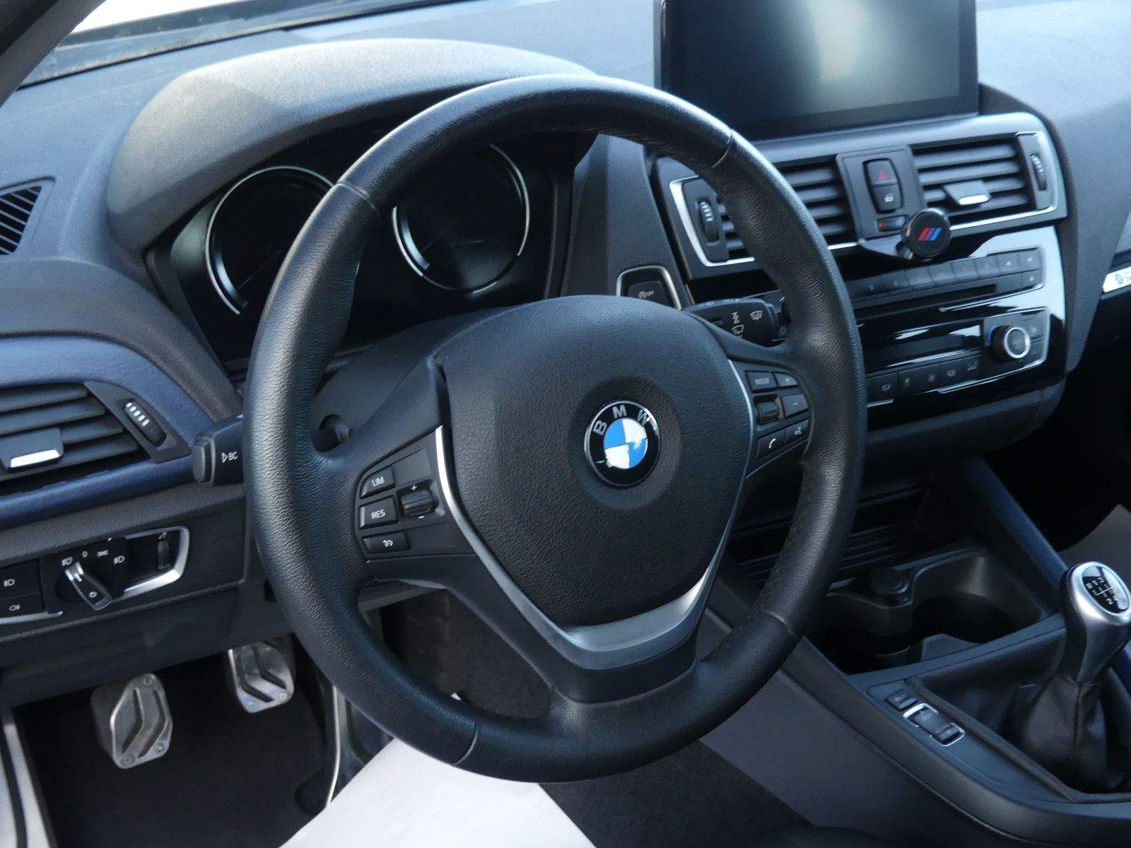 BMW 120D Limousine 5-trg LED Kamera Navi Tempomat