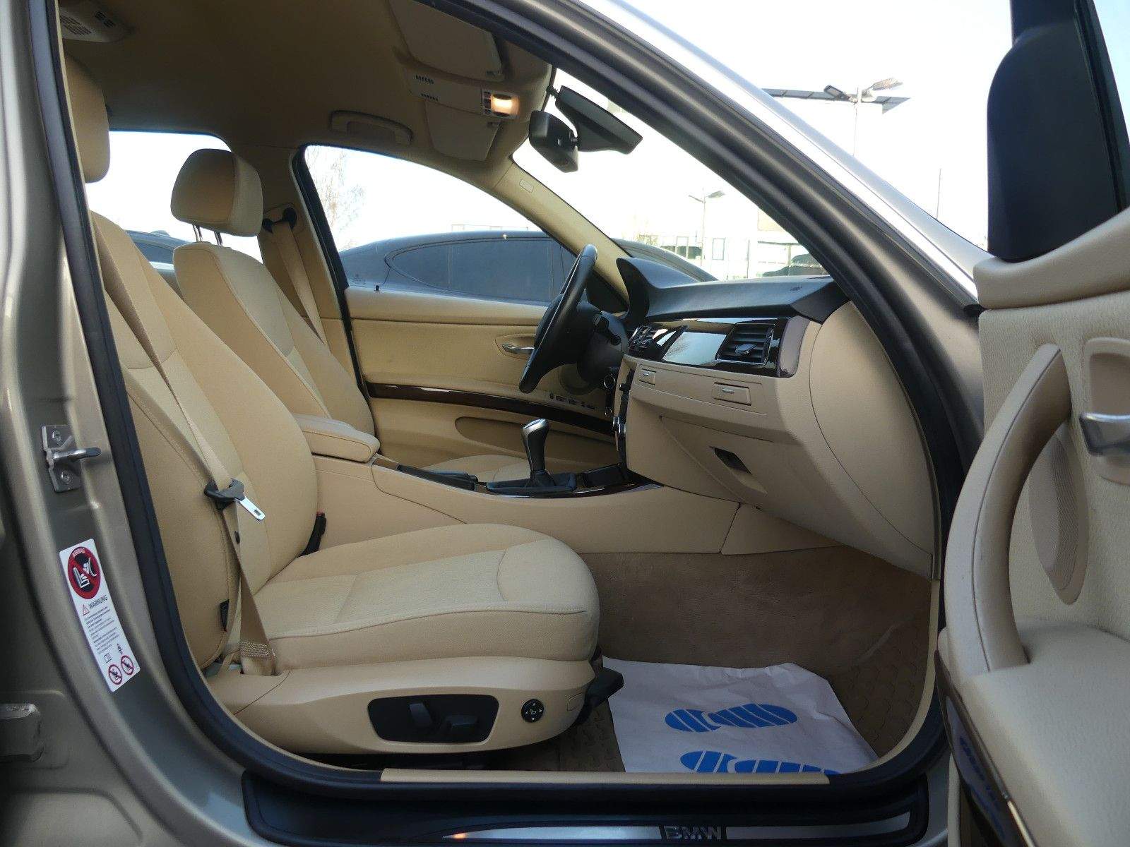 BMW 320i Limousine Xenon PDC Sitzheizung Elektr.Sitz