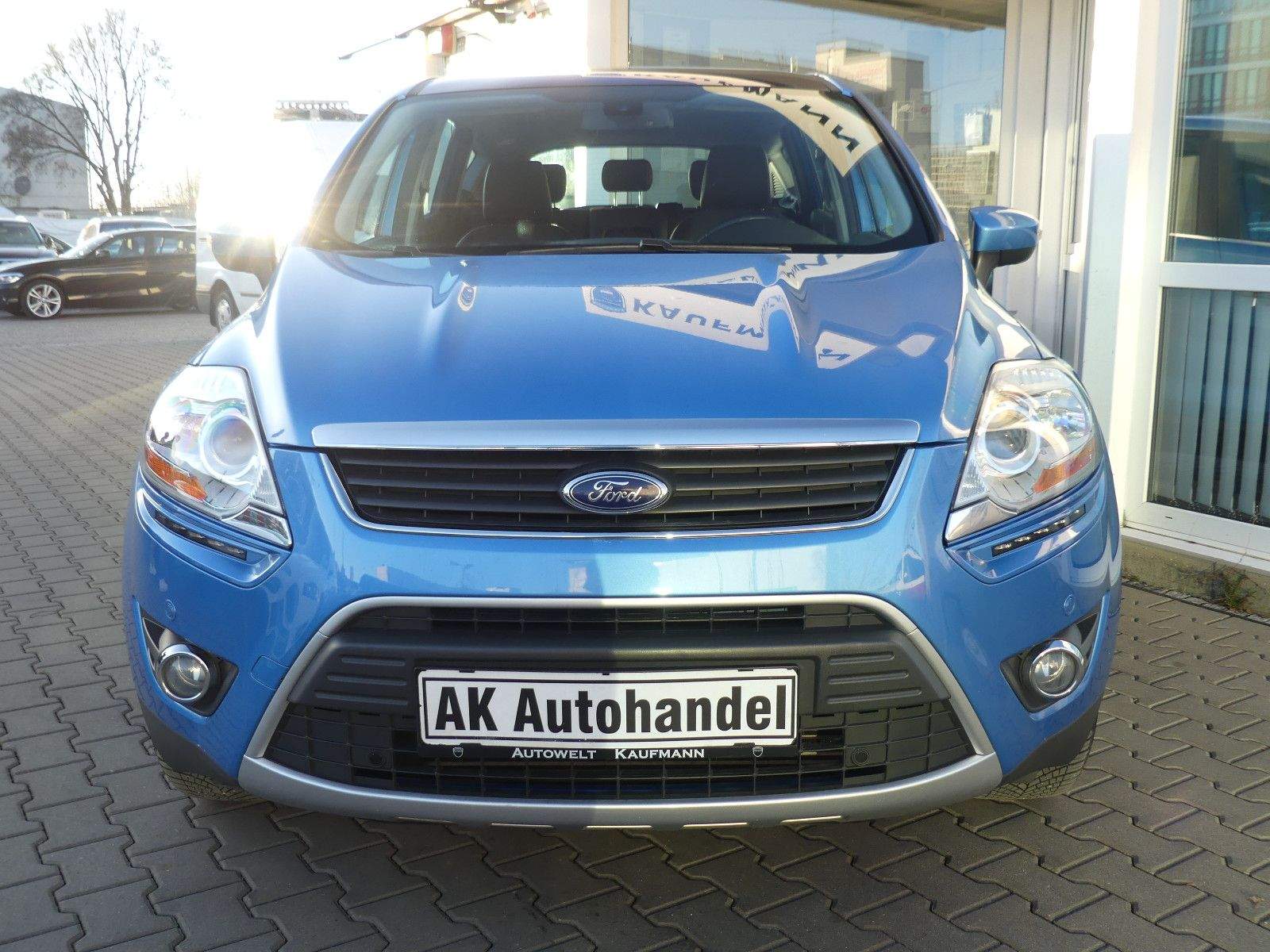 FORD Kuga Titanium Bluethooth Panorama Aut.