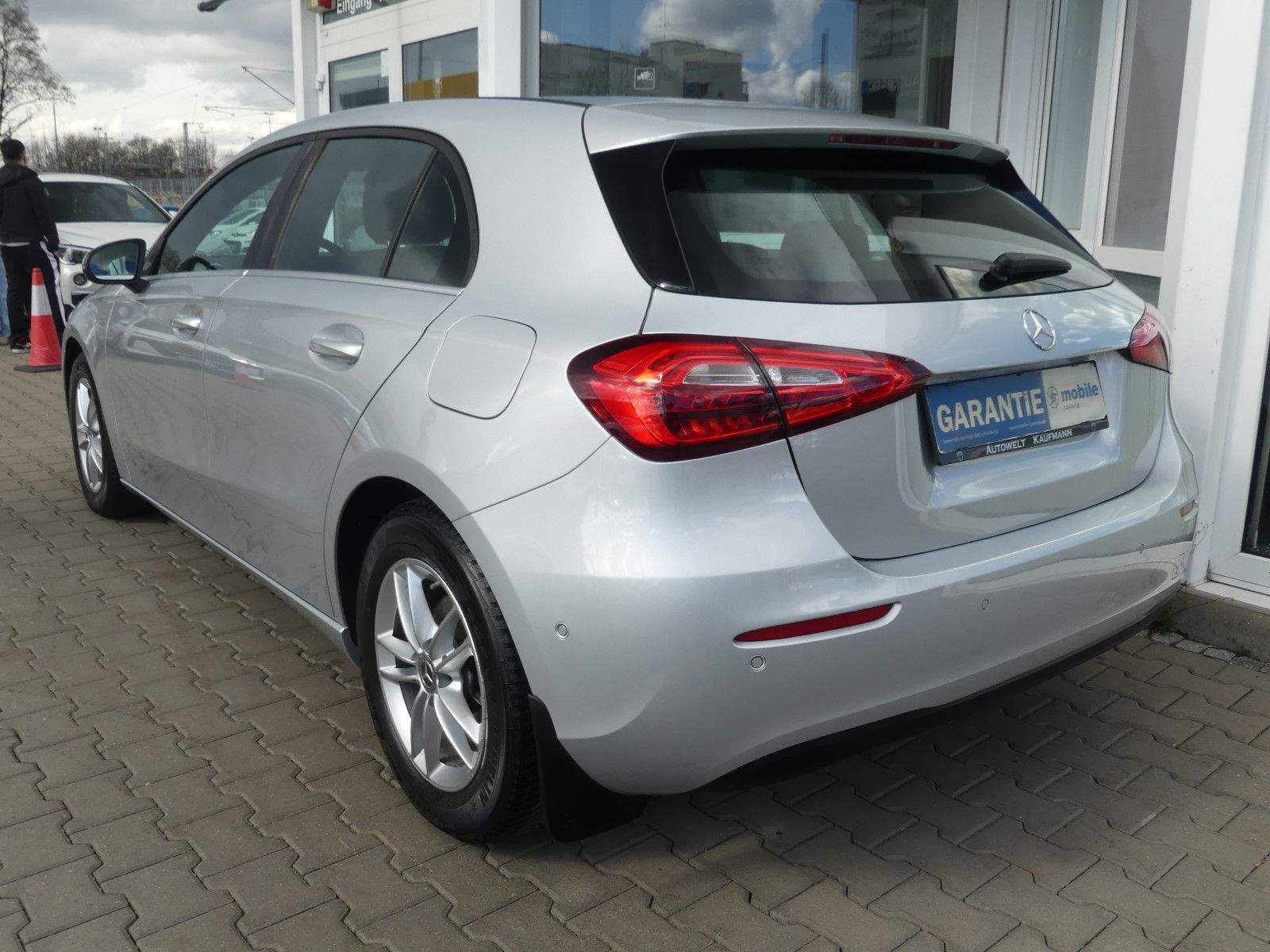 MERCEDES-BENZ A 200 Business MBUX Kamera Navi CarPlay Android