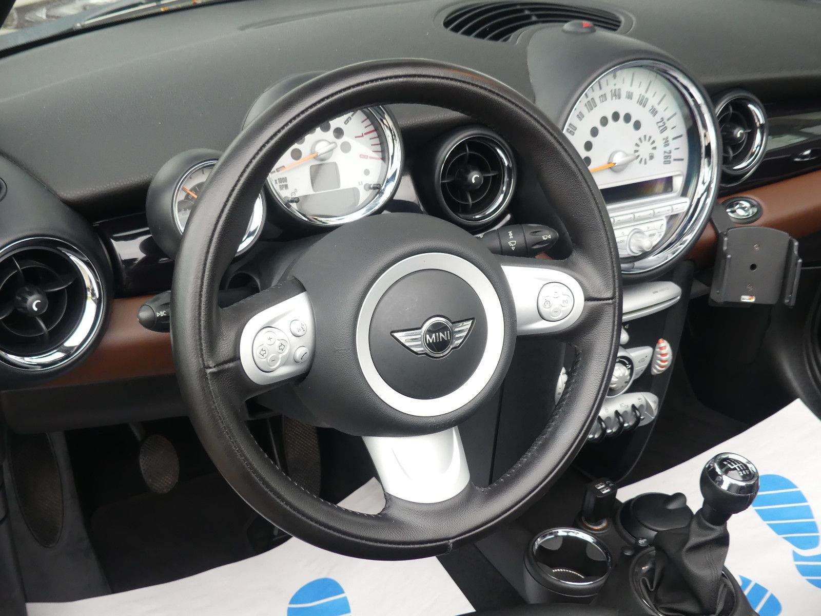 MINI Cooper Cabrio PDC Volleder Sitzheizung H&K Sound