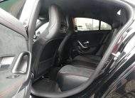 MERCEDES-BENZ CLA 200 AMG Line LED Kamera Alcantara CarPlay