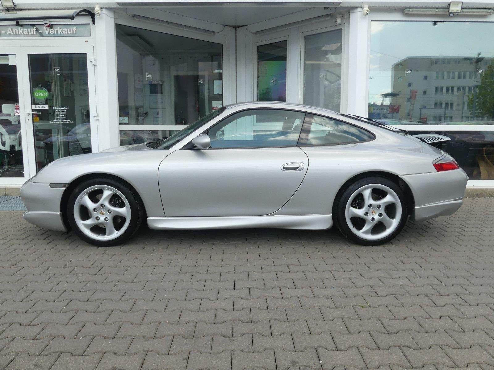 PORSCHE 996 Carrera Coupé Techart PDC