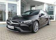MERCEDES-BENZ CLA 200 AMG Line LED Kamera Alcantara CarPlay