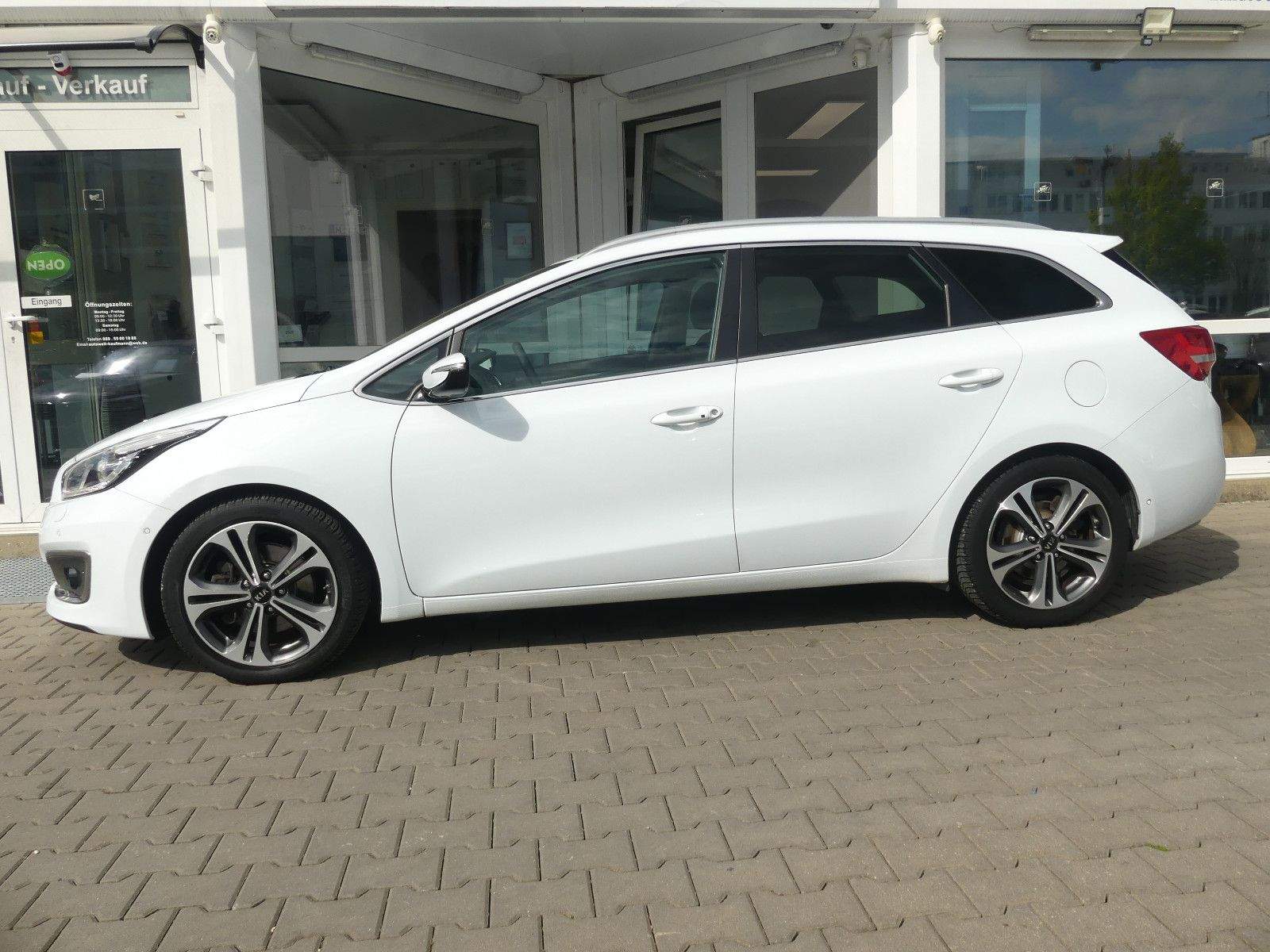 KIA cee'd Sportswagon Aut. Spirit Navi Kamera