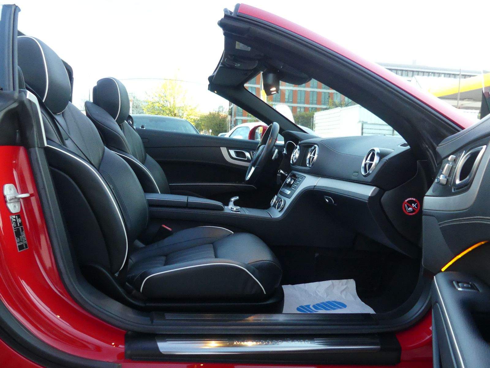 MERCEDES-BENZ SL350 AMG Deutsches Auto Xenon Navi