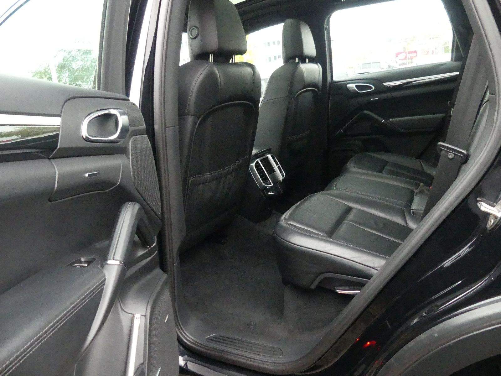 PORSCHE Cayenne Pano Bi-Xenon Kam. Navi Bose Volleder