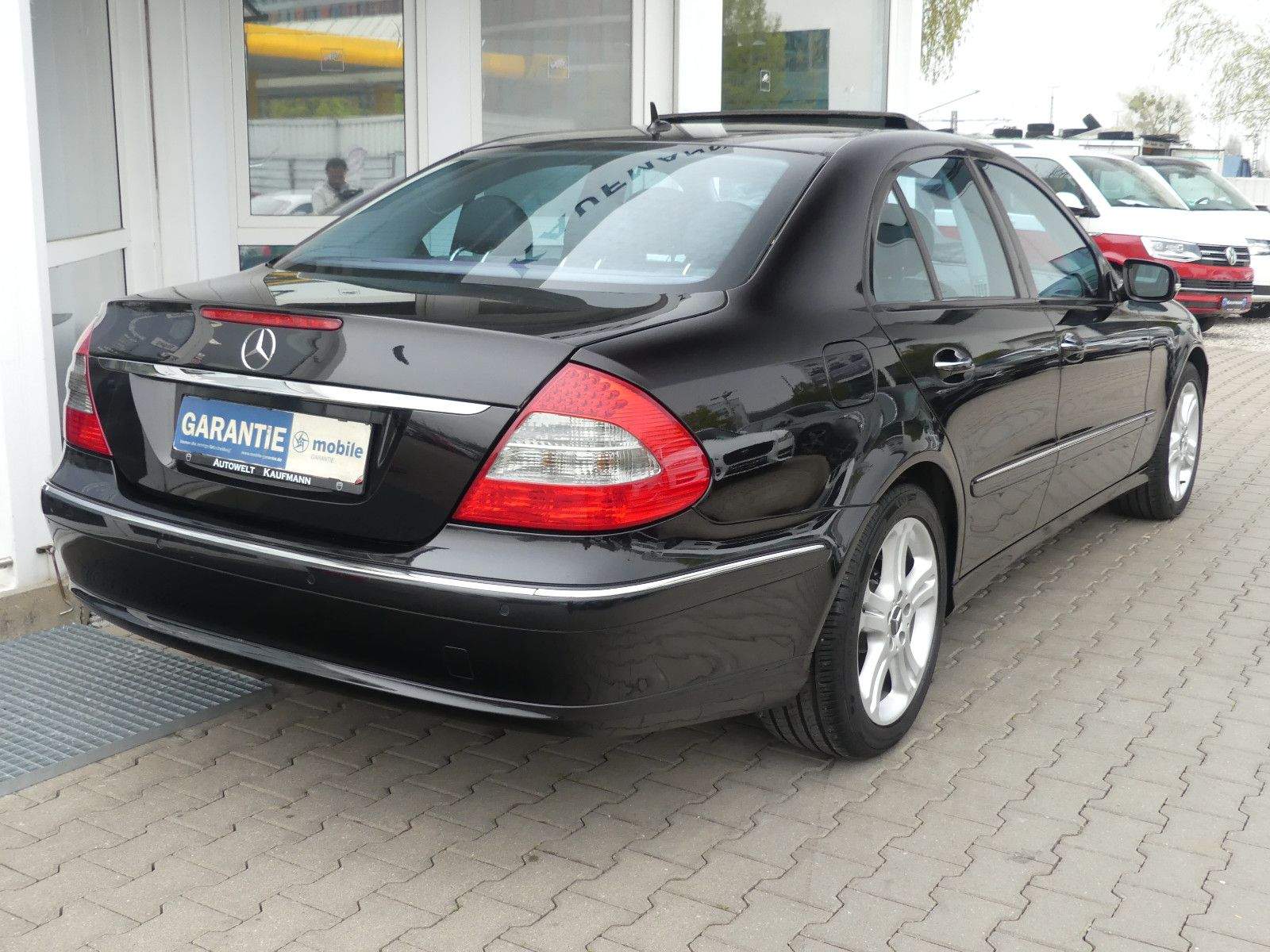 MERCEDES-BENZ E280 CDI Limousine Aut. Bi-Xenon Schiebed. Leder