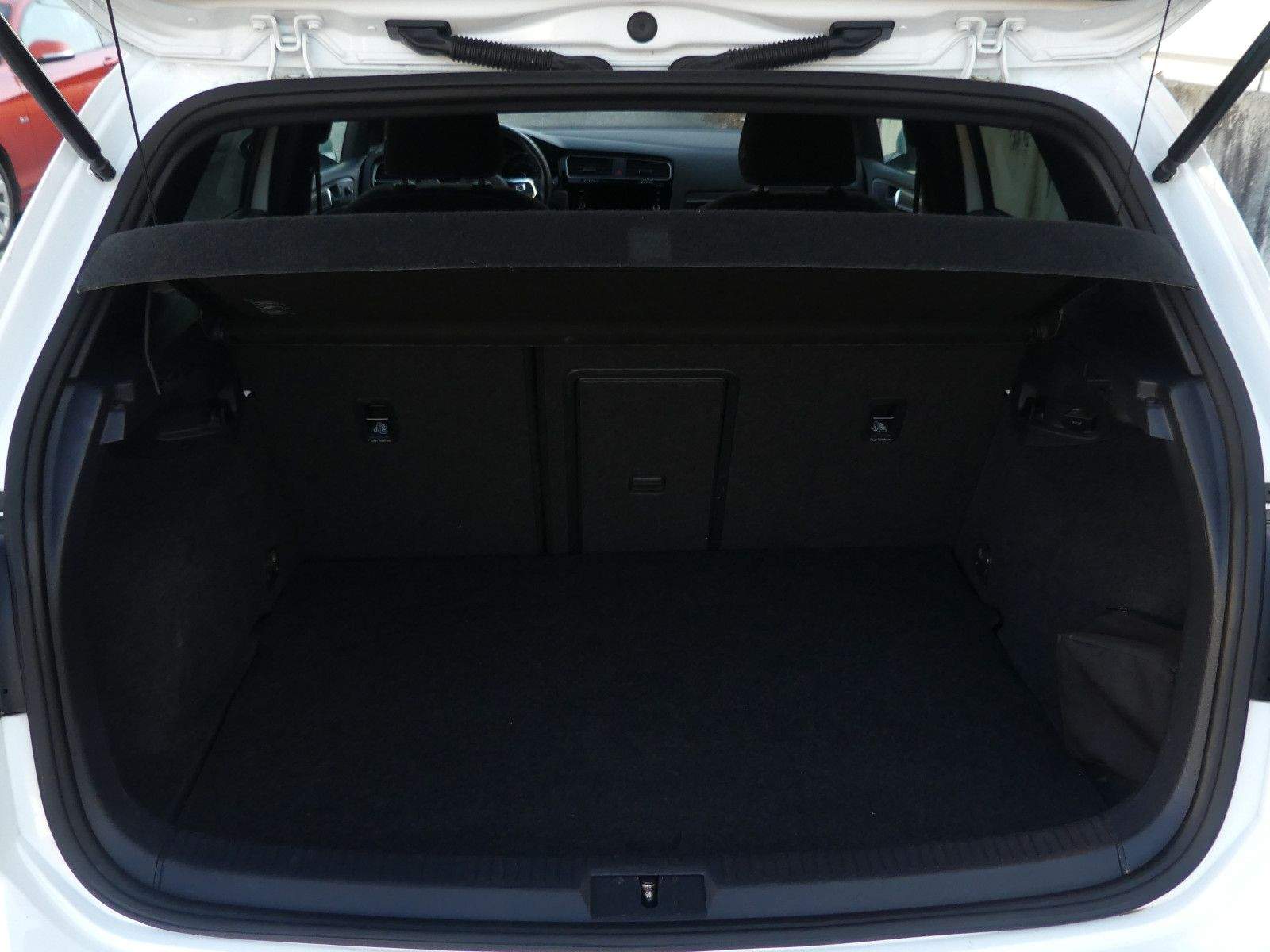 VW Golf VII GTE LED ACC Kamera Standheizung CarPlay