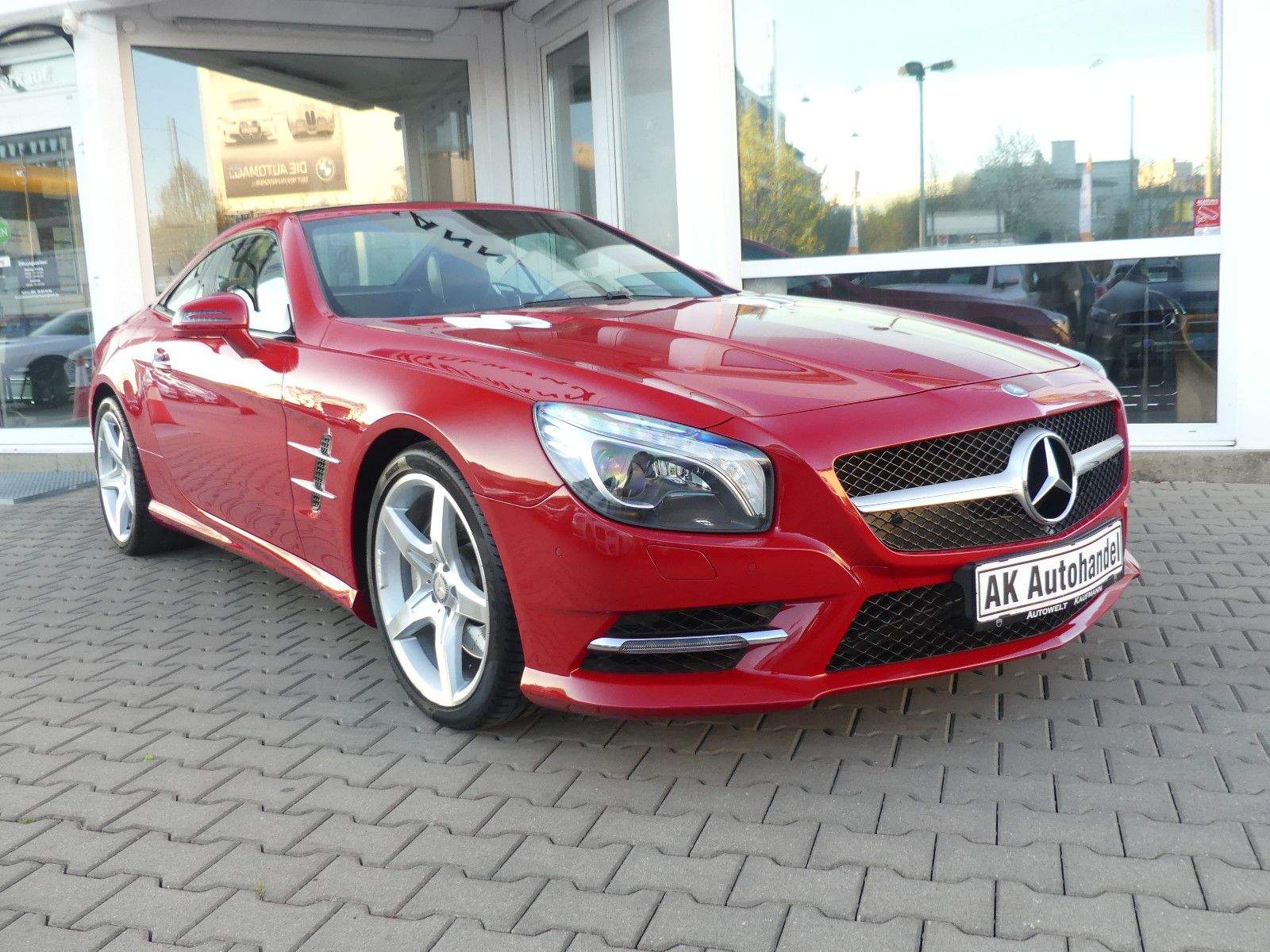 MERCEDES-BENZ SL350 AMG Deutsches Auto Xenon Navi