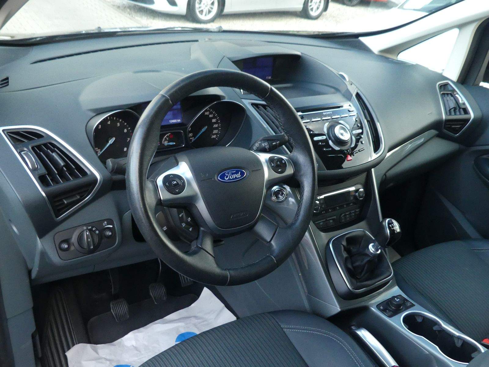 FORD C-MAX Titanium Bi-Xenon Kamera Navi Glasdach