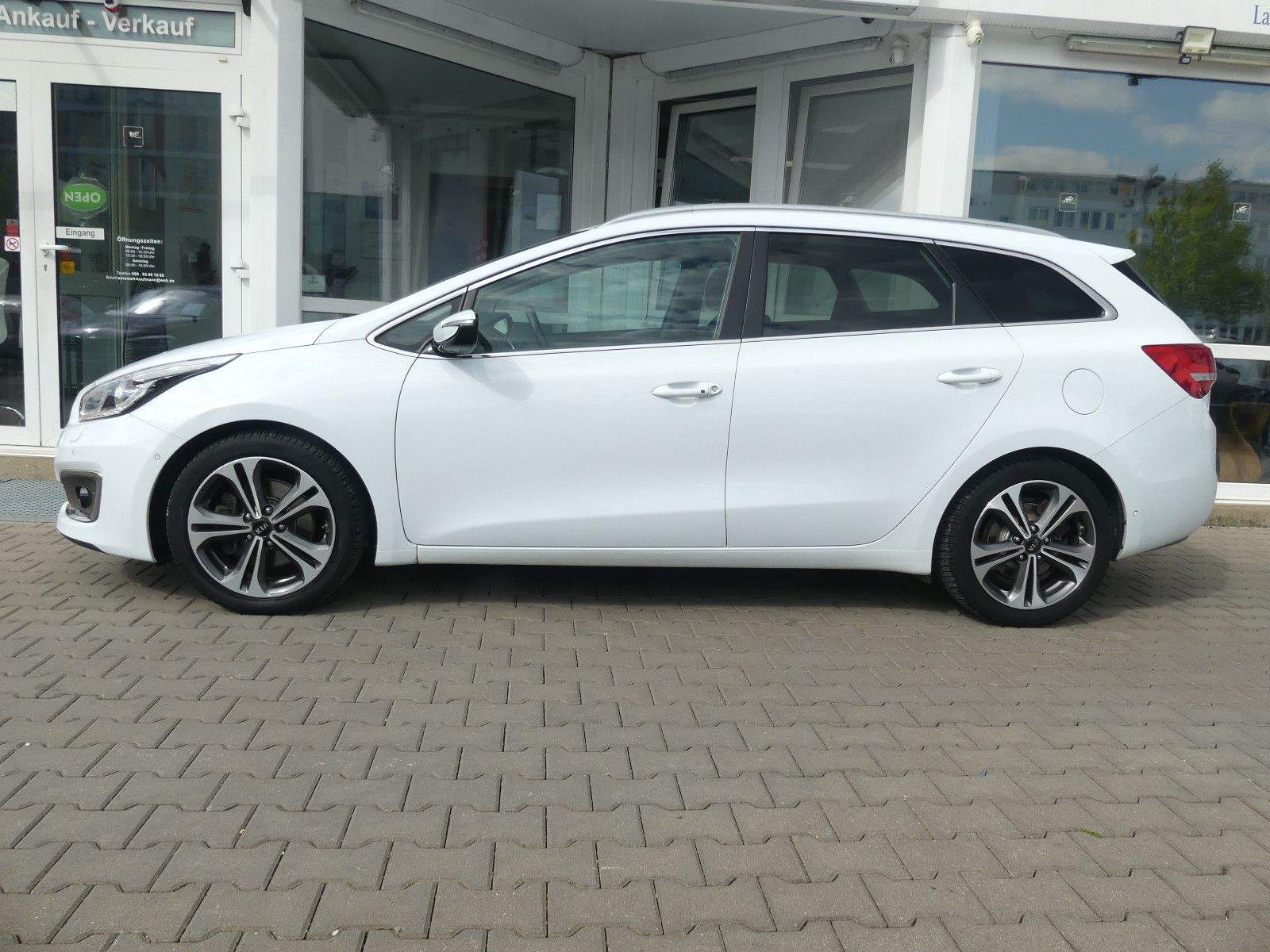 KIA cee'd / Ceed Aut. Kamera Spurhalte. Bluethooth