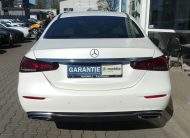 MERCEDES-BENZ E220D Avantgarde+Exclusive HUD 360° Burmester
