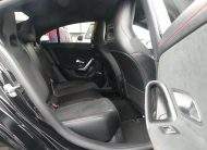 MERCEDES-BENZ CLA 200 AMG Line LED Kamera Alcantara CarPlay