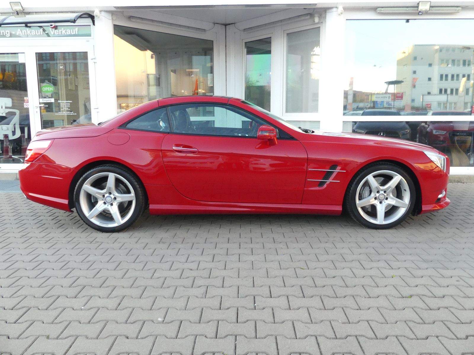 MERCEDES-BENZ SL350 AMG Deutsches Auto Xenon Navi