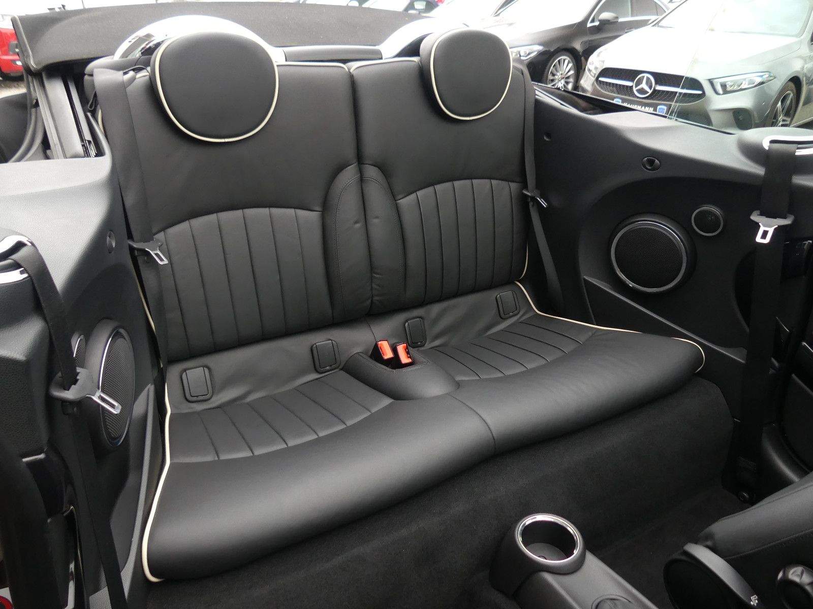 MINI Cooper Cabrio PDC Volleder Sitzheizung H&K Sound