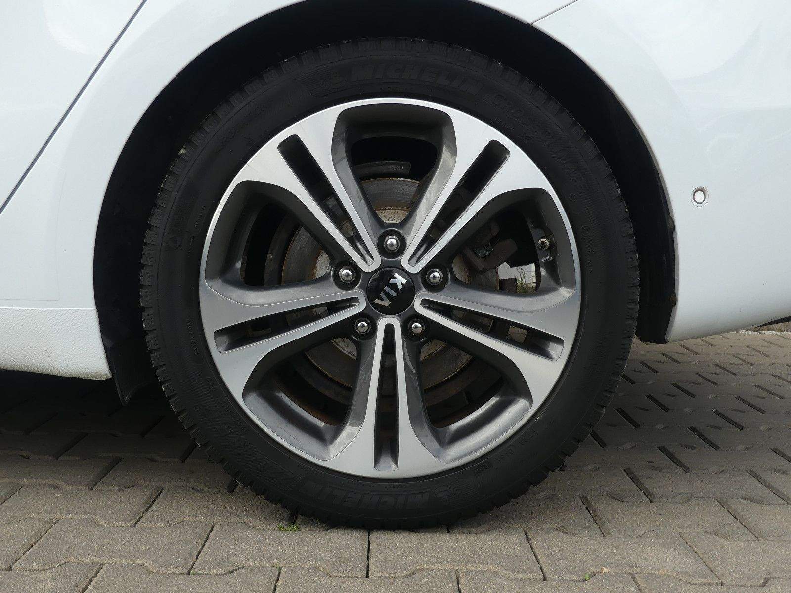 KIA cee'd / Ceed Aut. Kamera Spurhalte. Bluethooth