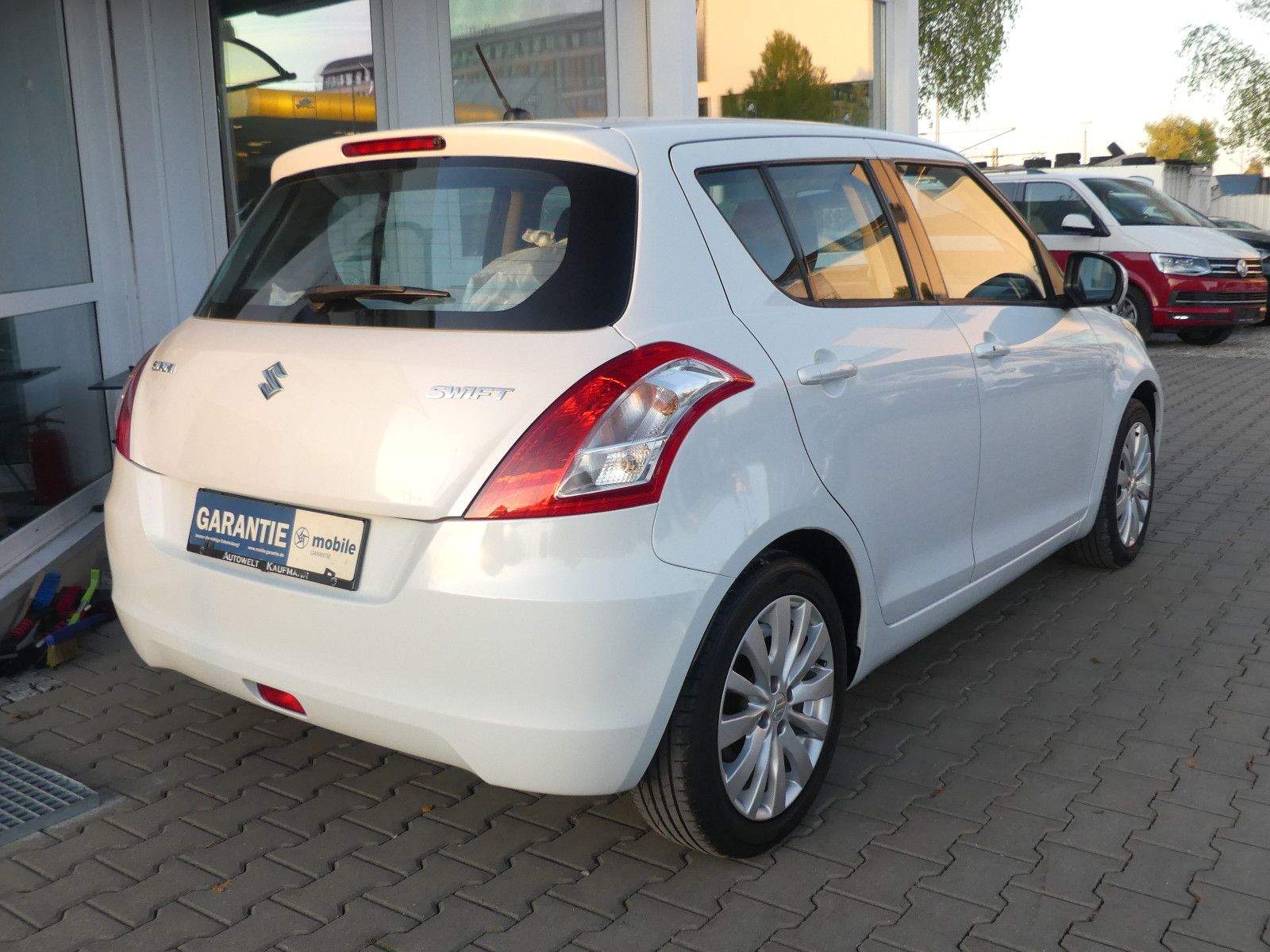SUZUKI Swift Comfort Touch-Display Sitzheizung