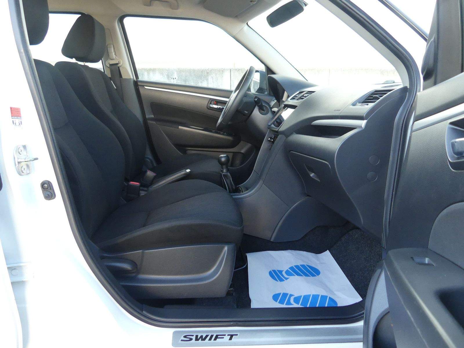 SUZUKI Swift Comfort Touch-Display Sitzheizung