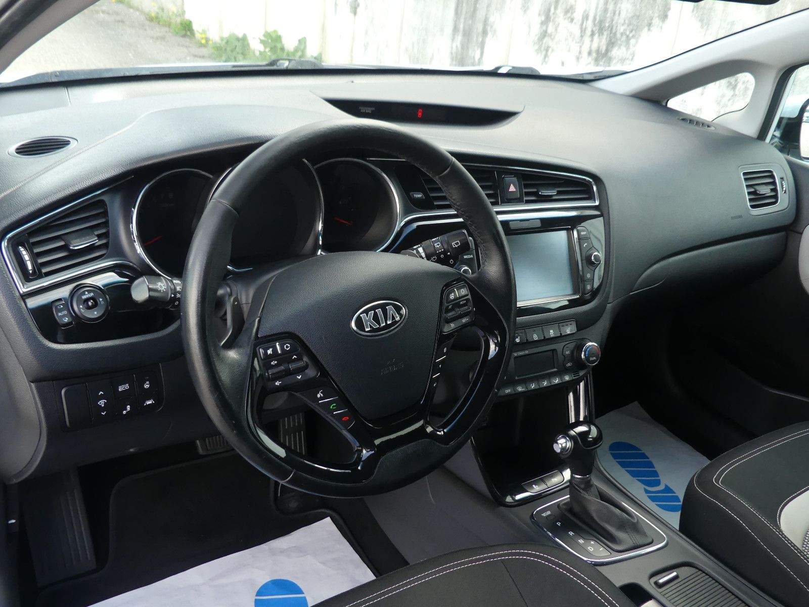 KIA cee'd / Ceed Aut. Kamera Spurhalte. Bluethooth