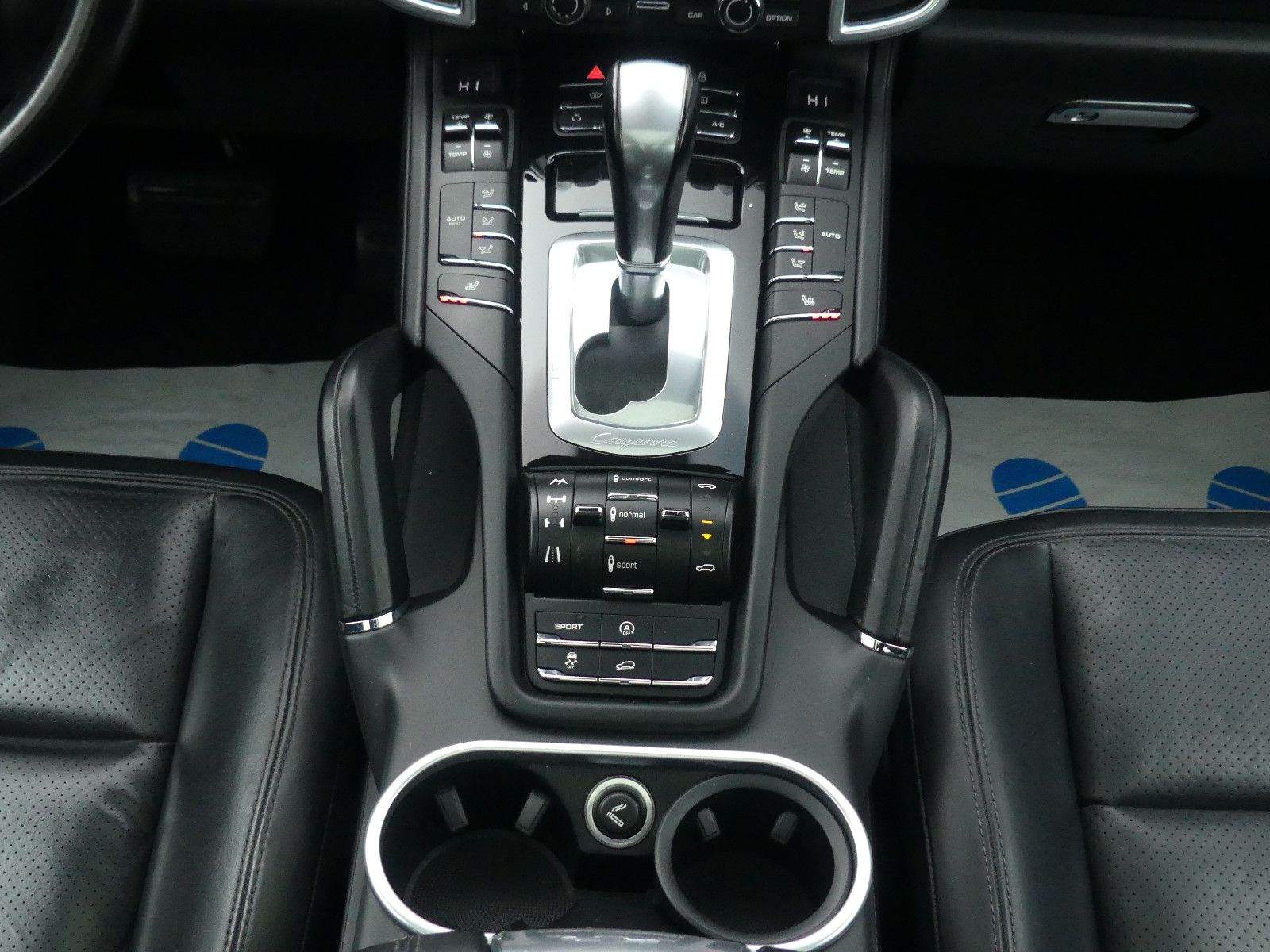 PORSCHE Cayenne Pano Bi-Xenon Kam. Navi Bose Volleder