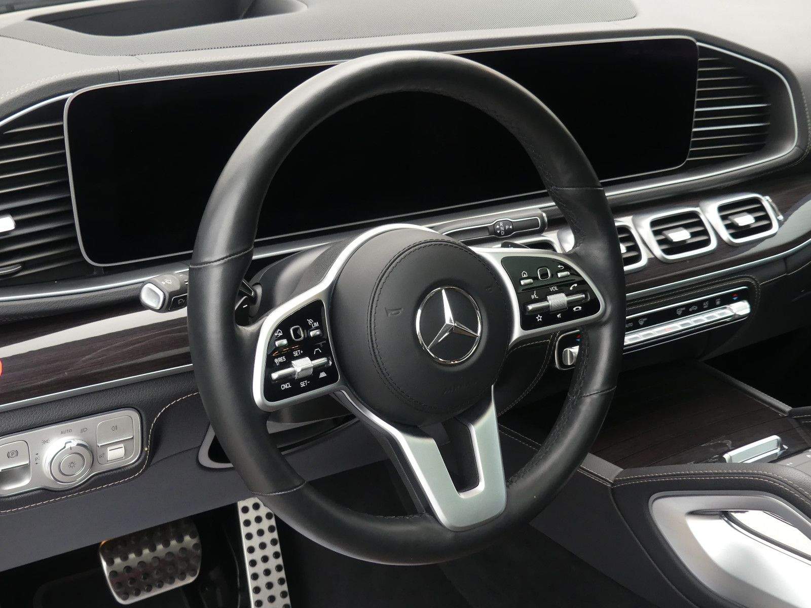 MERCEDES-BENZ GLS 580 AMG 4M 7-sitz. HUD Panorama Massage AHK