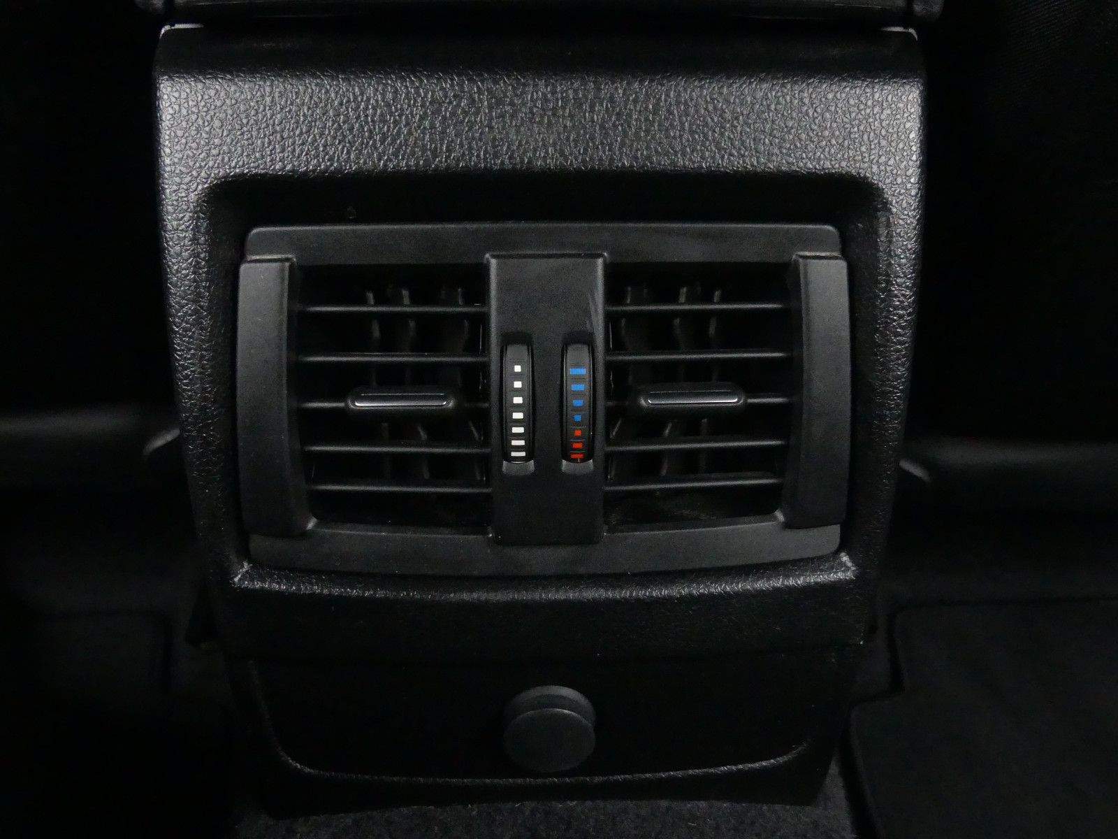 BMW 116i Limousine 5-trg PDC Isofix Bluetooth