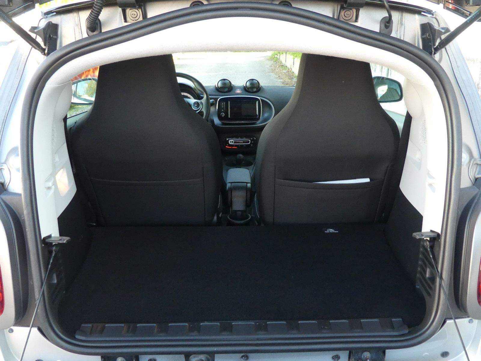 SMART ForTwo Lorinser Aut. 77 kW Navi Kamera Panorama