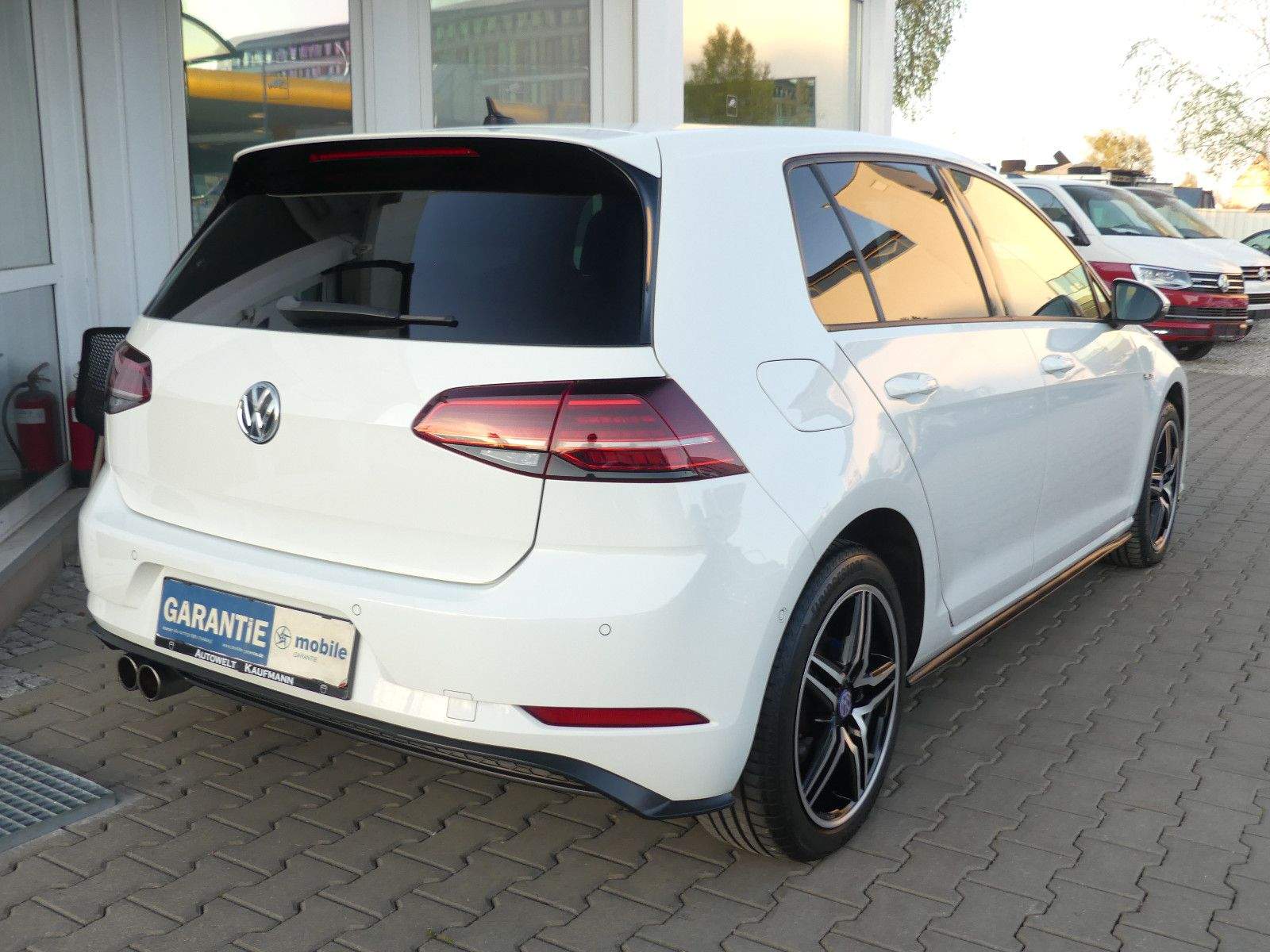 VW Golf VII GTE LED ACC Kamera Standheizung CarPlay