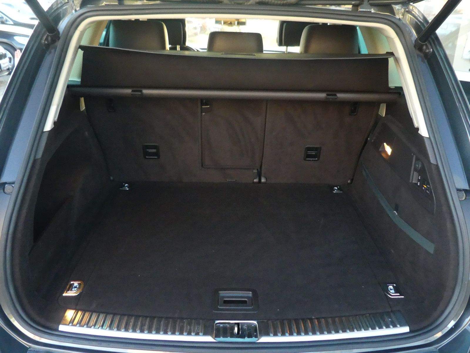 VW Touareg V6 TDI BMT AHK Panorama Standheiz. Navi