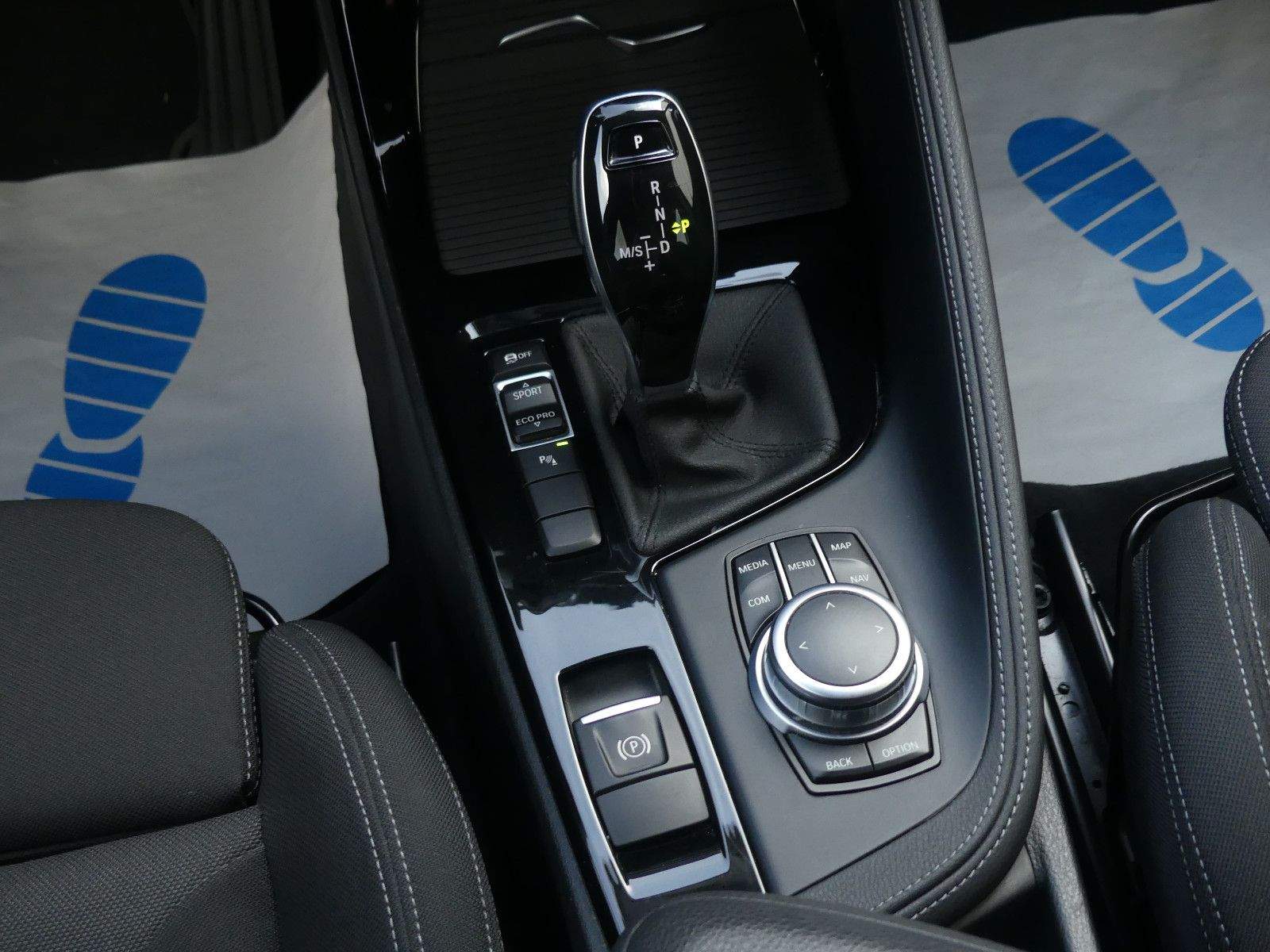 BMW X2 sDrive 20i Advantage Plus LED Kam Navi Sitzh.