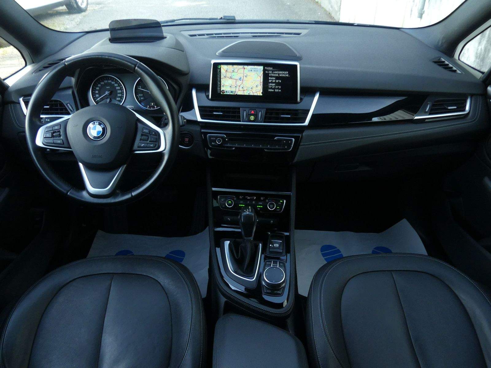 BMW 220D GT xDrive Luxury LED HUD Pano 7-sitz. Kam.