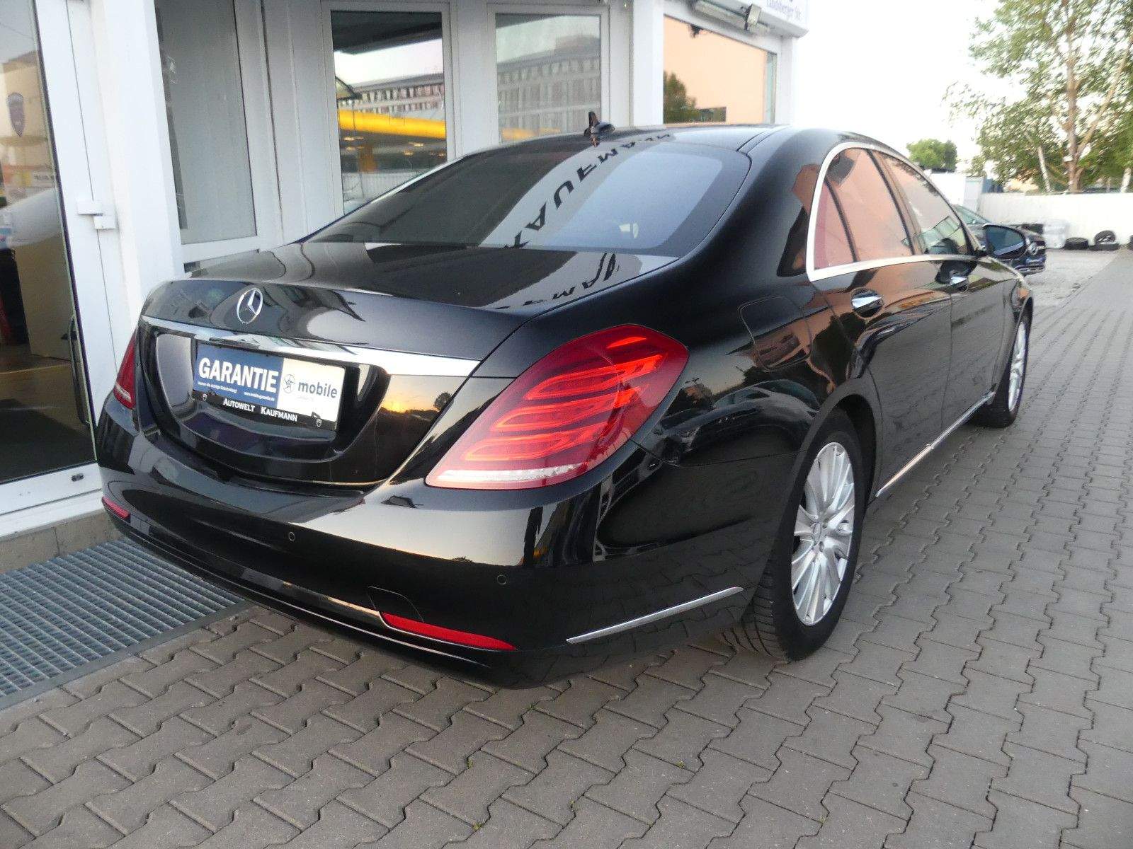MERCEDES-BENZ S350D BlueTec 4-Matic LED+ Pano 360° HUD Burmest