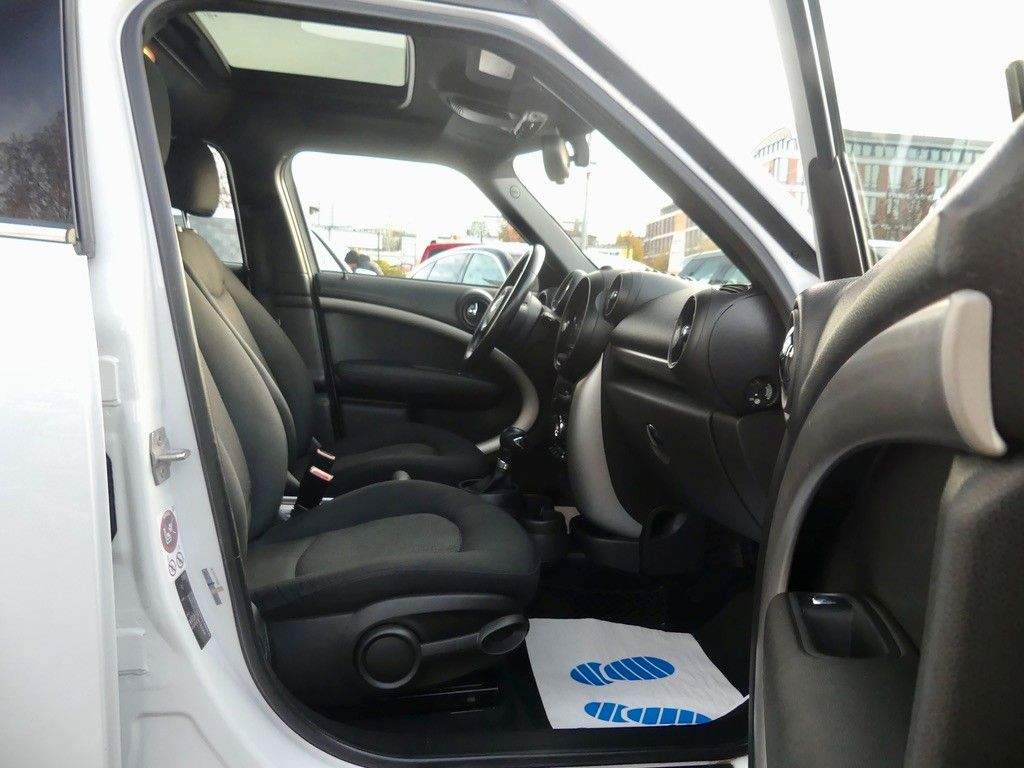 MINI Cooper D Countryman Aut. Black Pepper Panorama