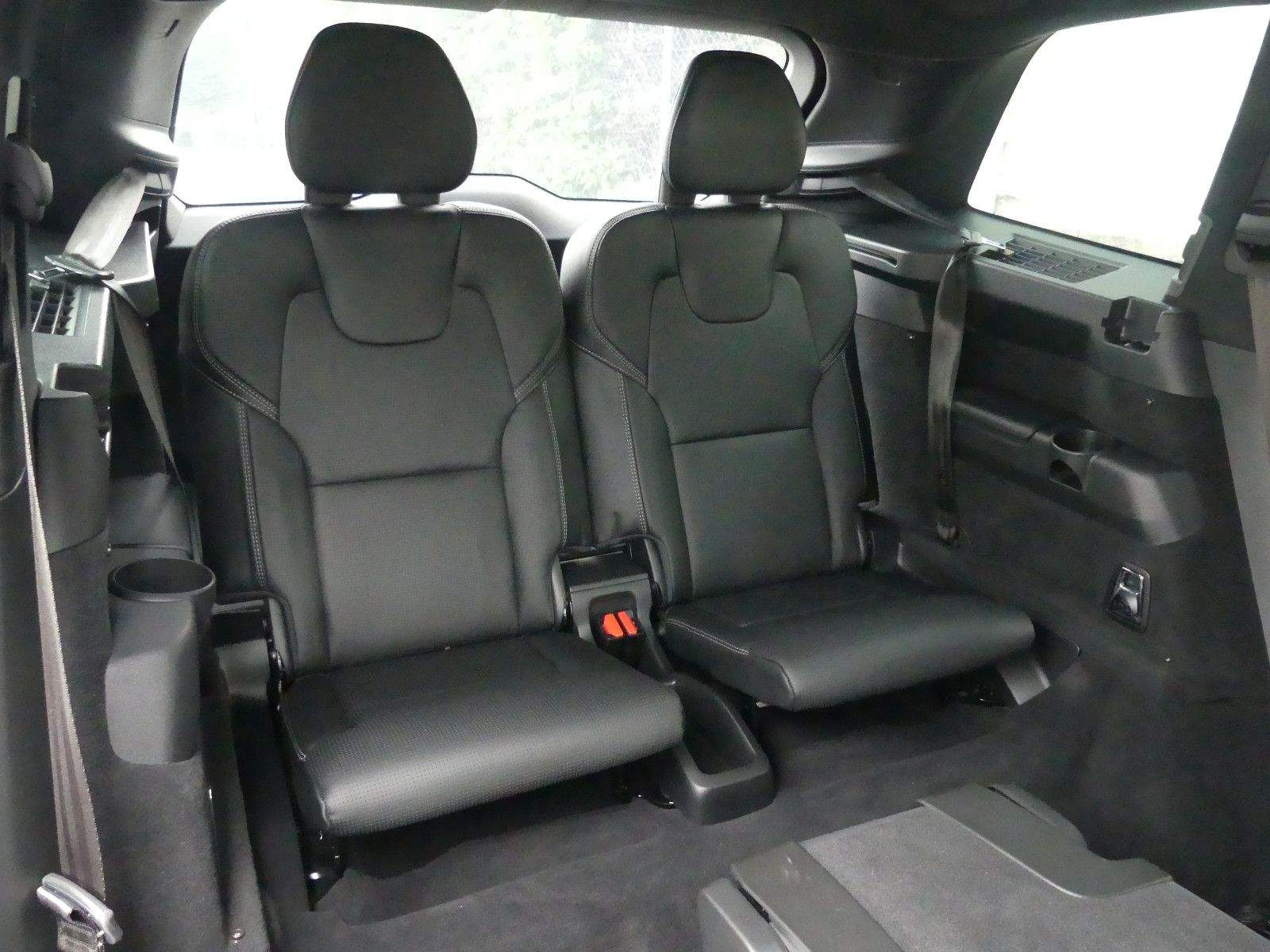 VOLVO XC90 Inscr. T8 AWD 7-sitz HUD Pano B&O AHK 22"